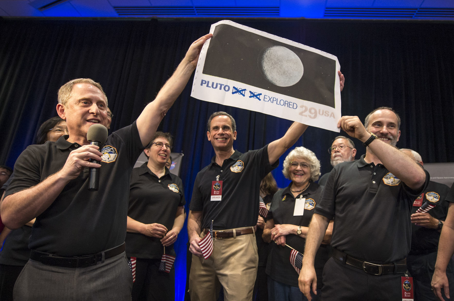 2015: Pluto